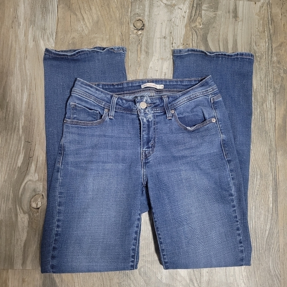 Levi's Curvy bootcut jeans size 8